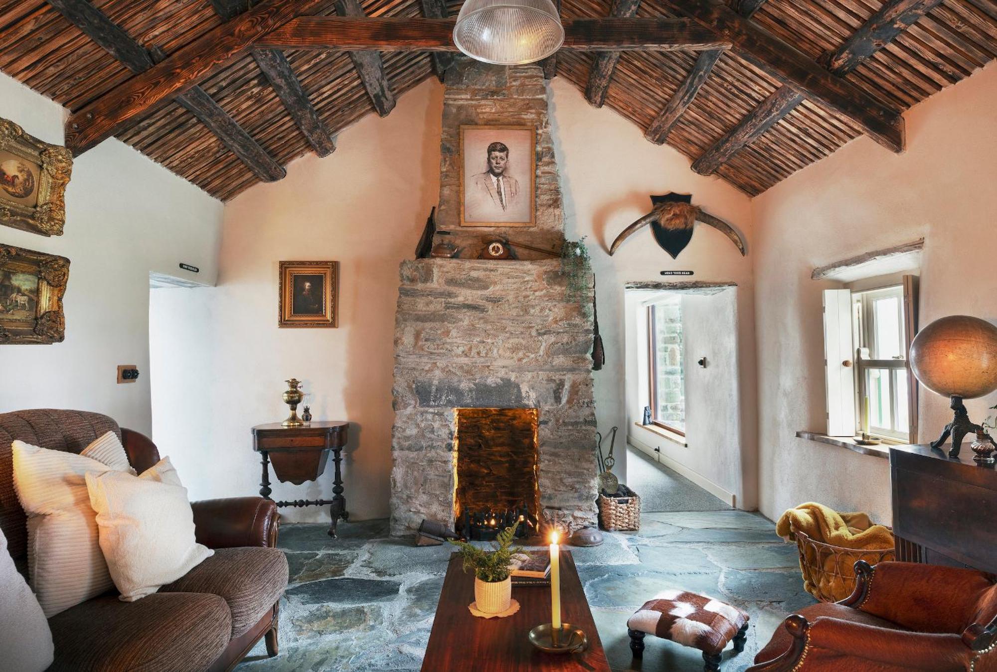 Secluded Thatched Cottage, Near Beaches & Hill Walking Rashenny Екстериор снимка